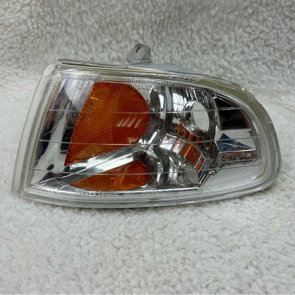 Honda Accord vintage Left head light base 2003 READ DESCRIPTION for more info